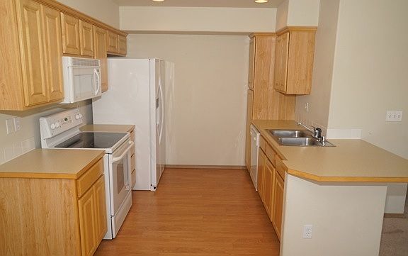 5th image of 119 91st Ave SE APT 8A