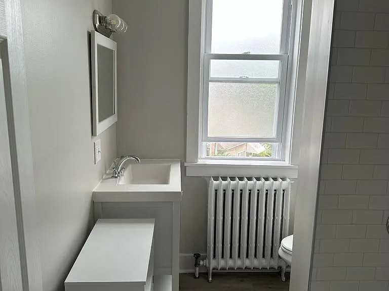 359 Kenney Ave — Photo 8