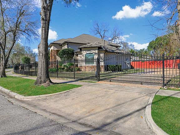 4th image of 8502 Glenview Dr