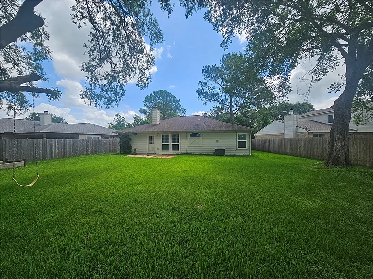 3206 Pebble Lake Dr — Photo 31