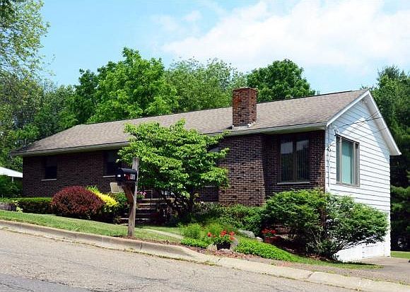 1st image of 918 Oak Hill Ave