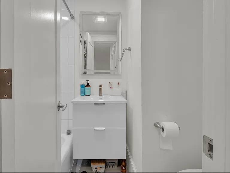 1020 Commonwealth Ave #201 — Photo 15