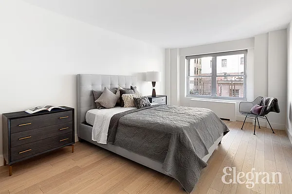 Sold by (Legacy) Elegran | media 21