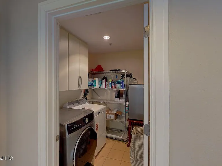 2060 Beach Blvd #1407 — Photo 17