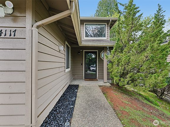2nd image of 4117 159th Avenue NE #21D