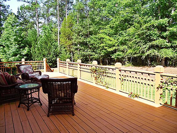 4th image of 1832 Wedowee Ct