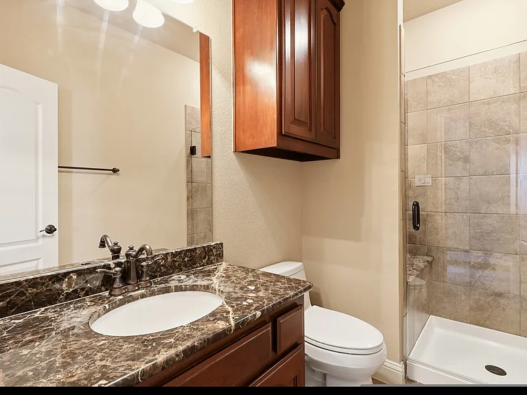 627 Seymour Dr — Photo 25