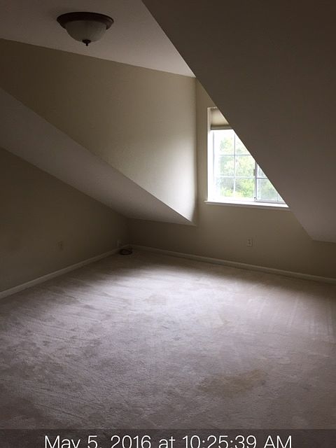 2nd image of 1070 N Circle Dr