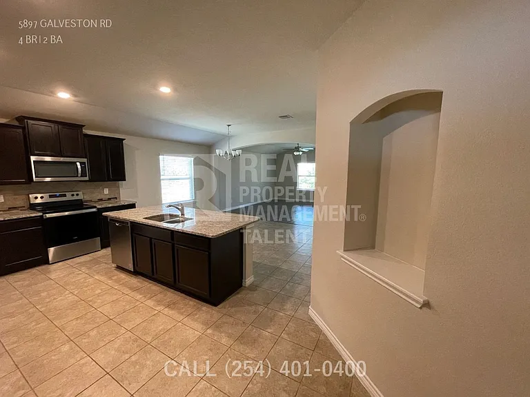 5897 Galveston Rd — Photo 4