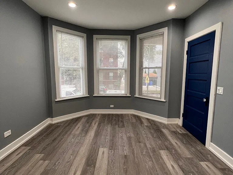 2846 N Drake Ave #1 — Photo 24