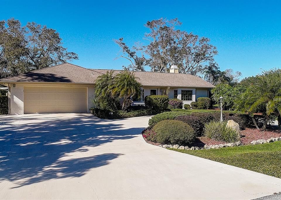1st image of 6226 Ravenwood Dr