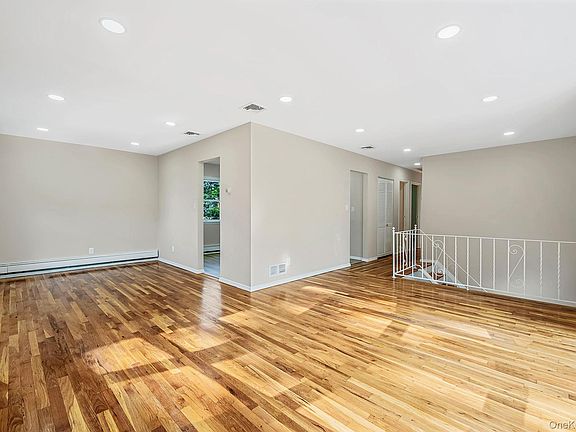 5th image of 3 Richlee Drive