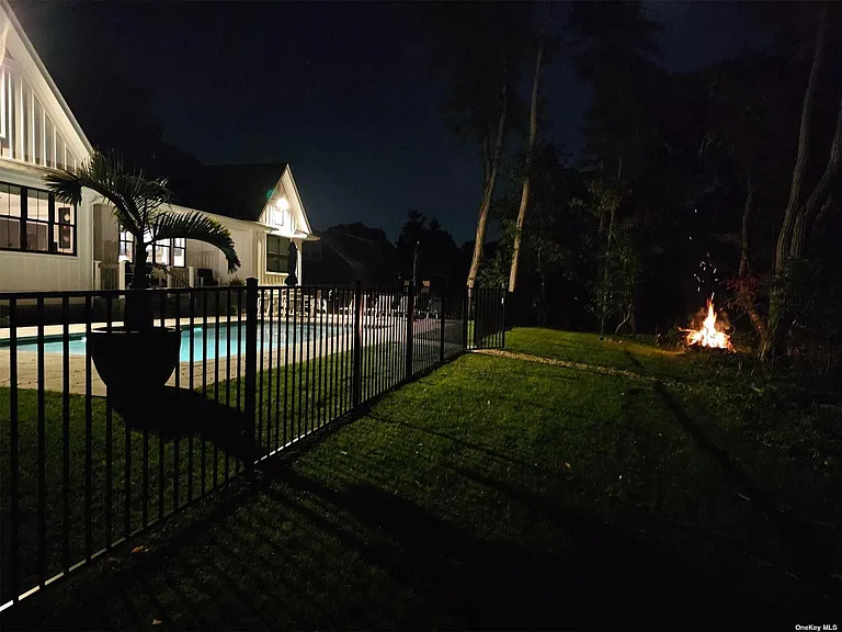 910 Glenn Rd — Photo 26