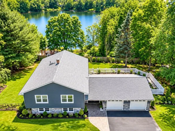 8 Clinton Court, Monroe, NY 10950