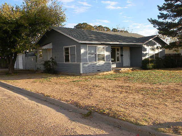 2nd image of 1718 39th St