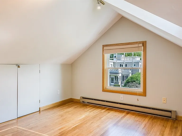 29 Devereaux St — Photo 28