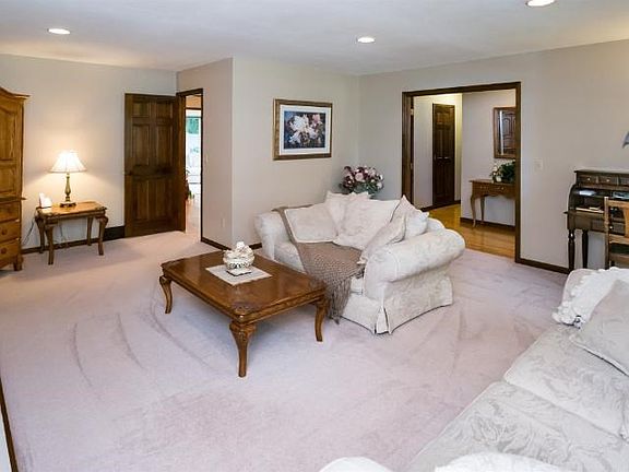 3rd image of 5390 Lavalle Ct