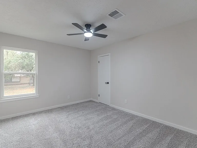 28814 Enchanted Dr — Photo 33