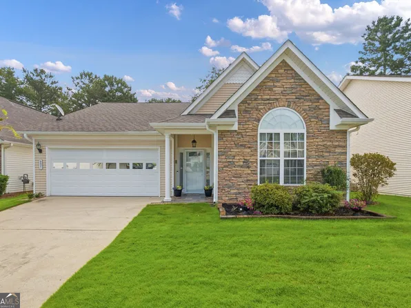 9821 Reflections Dr, Villa Rica, GA 30180