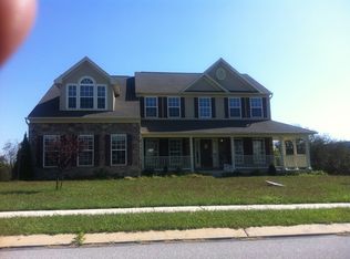 335 Palomino Dr, York, PA 17402