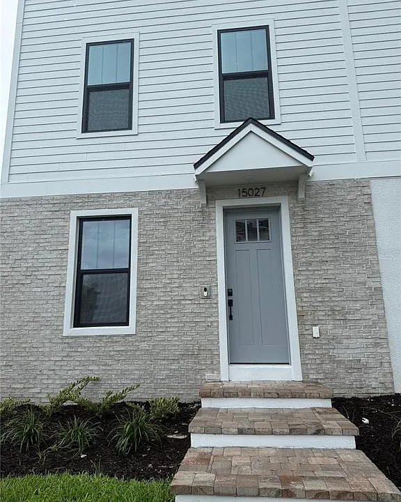 15027 Groveside Rd