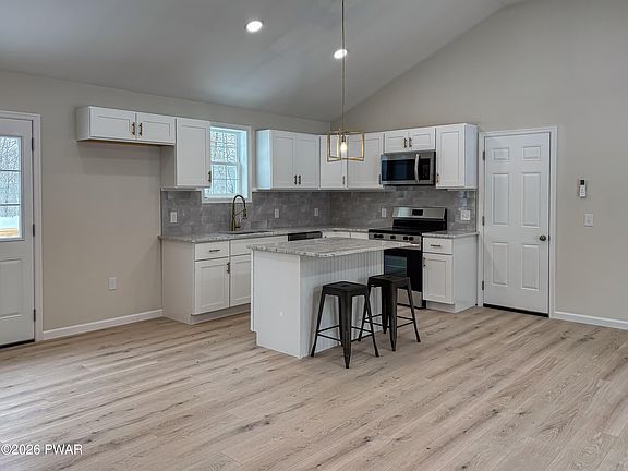 4th image of 515 Hummingbird Ct