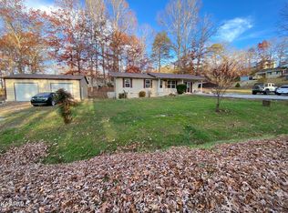 120 Coffee Dr, Helenwood, TN 37755