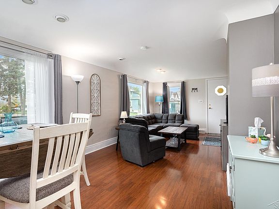 5th image of 1911 15th St