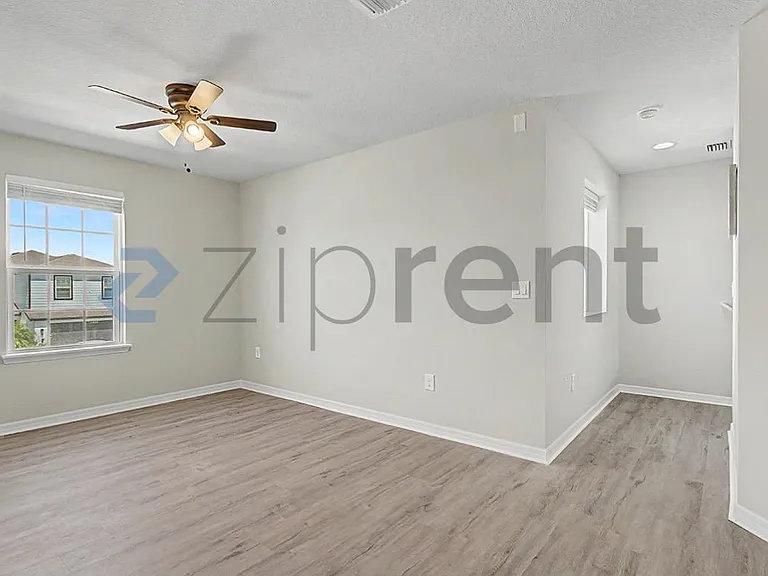 10328 Hawks Landing Dr — Photo 16