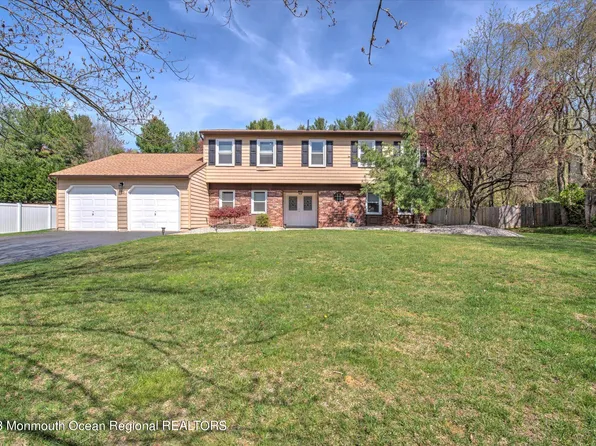25 Windfall Lane, Marlboro, NJ 07746