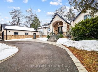 2090 Stonehouse Cres, Mississauga, ON L5H 3J1