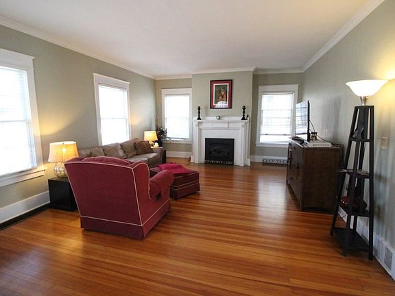 3rd image of 1711 21st St
