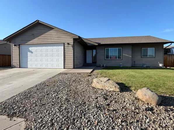2679 Semolina Loop, East Wenatchee, WA 98802