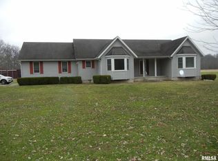 4396 Radio Tower Rd, Salem, IL 62881