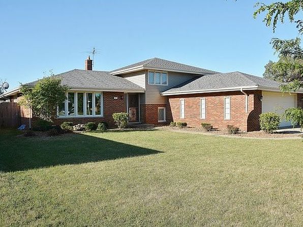 7617 Sycamore Dr
