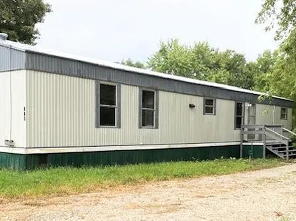 414 N Frisco St, Crocker, MO 65452