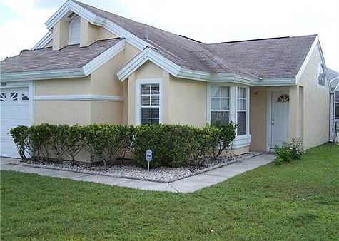 1st image of 2526 Davenport Cir