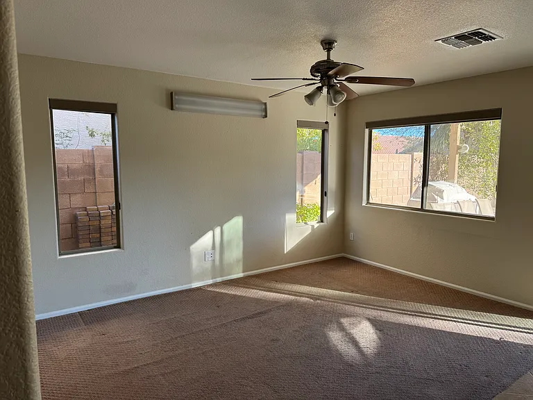 2445 W Running Deer Trl — Photo 3