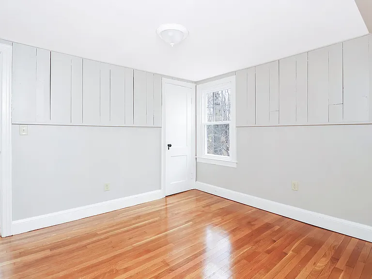 142 Elmwood Ave — Photo 24