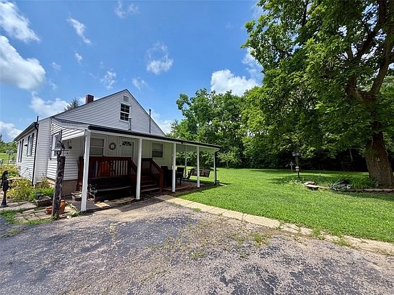 2nd image of 358 Olive Rd