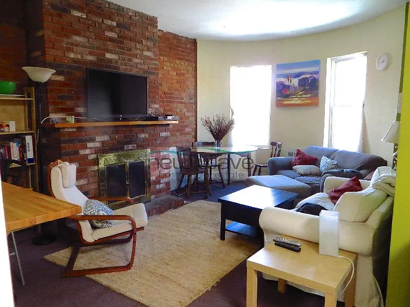620 Columbus Ave #4