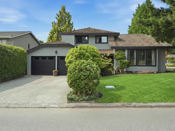 7797 Stamford Pl, Delta, BC V4C 7T5