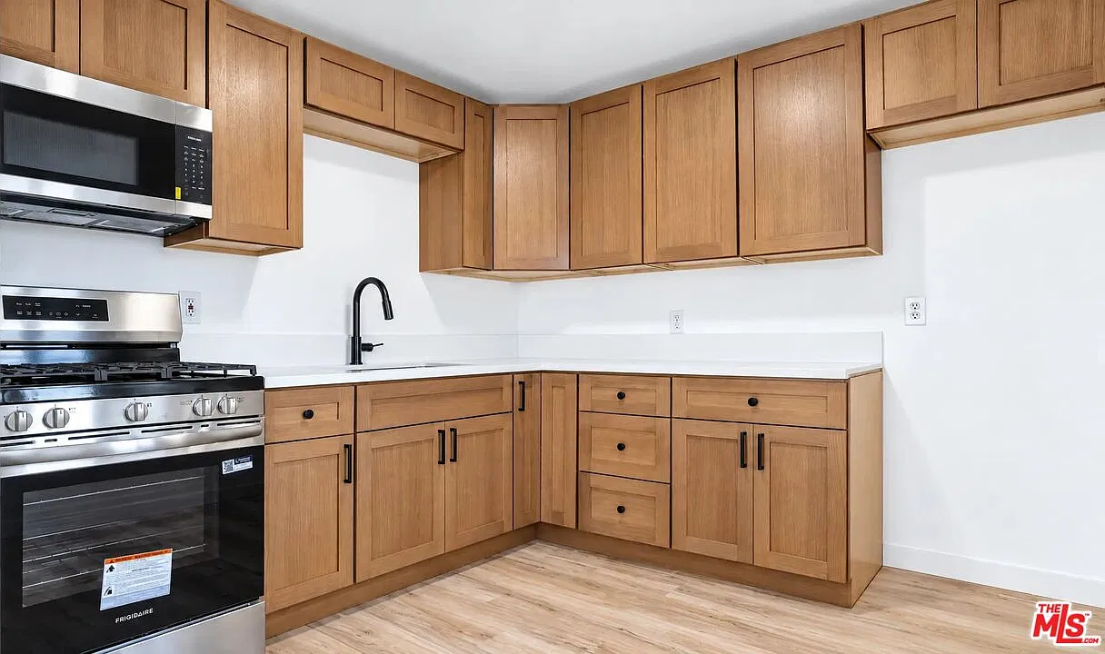 1 bed, 1.0 bath, $2,650 — Photo 4