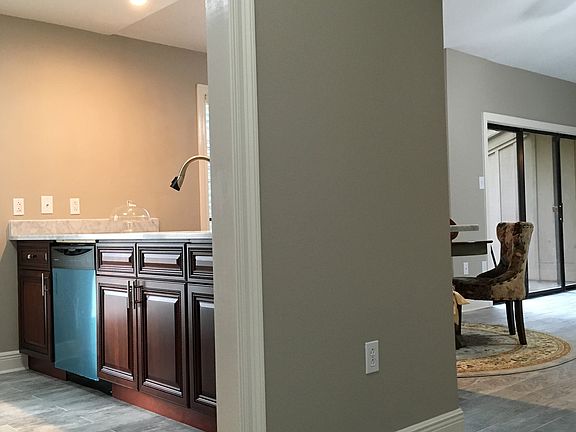 3rd image of 630 N Beau Chene Dr APT 1