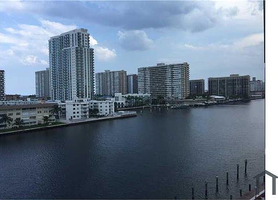 3rd image of 111 Golden Isles Dr APT F10