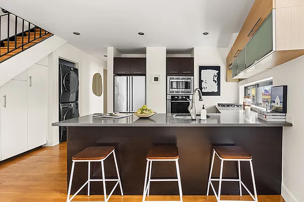 Sold by Compass | media 5