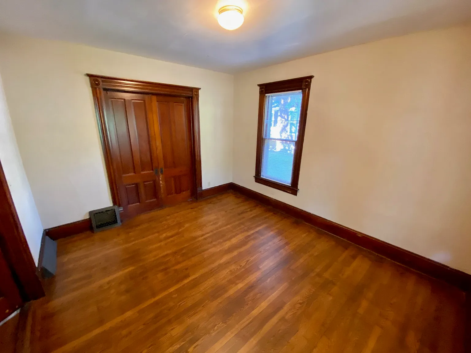 4 bed, $1,580 — Photo 4
