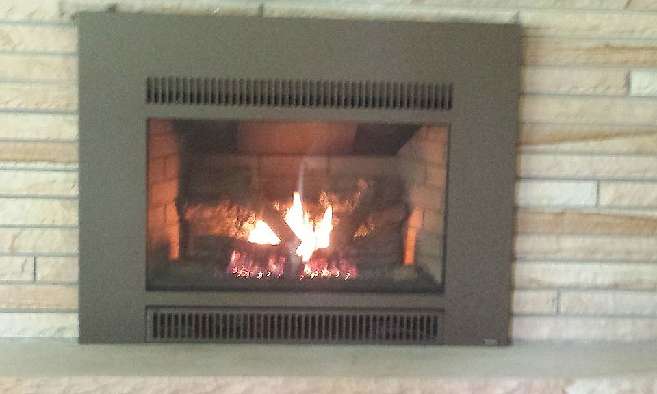 Gas insert.