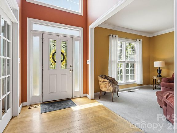 4th image of 7915 Bytham Castle Dr
