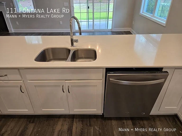 111 Fontana Lake Rd — Photo 12